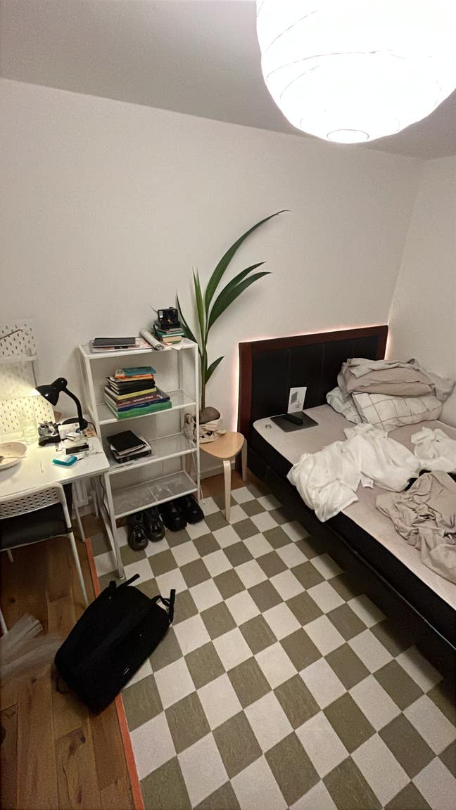 Deptford Dream Bills Covered Super Connected 🚀🛋 Main Photo