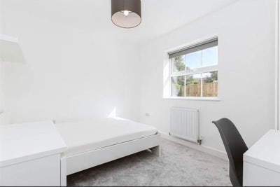 Double.room in horfield Main Photo