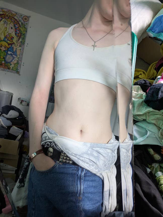 Trans fem looking for room or to split rent Main Photo