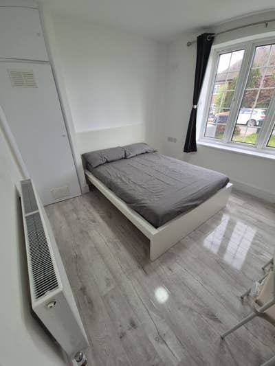 Double Bedroom close to Wembley Central Main Photo