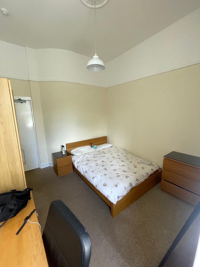 2 double rooms for rent in West End Glasgow  Main Photo