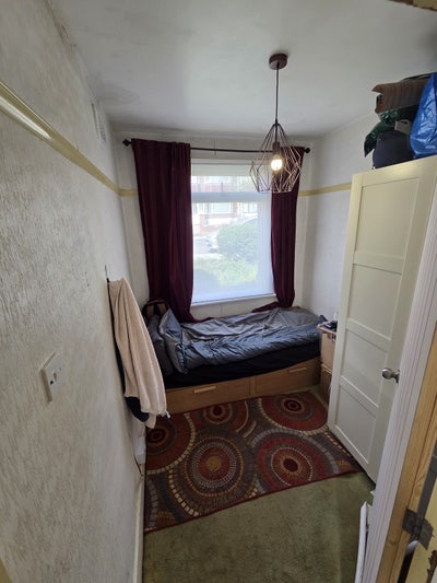 Single Room in Abbey Room Main Photo
