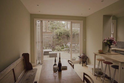 Huge house with garden close to Clapham Common Main Photo
