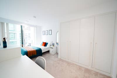 Ensuite Room | Royal Docks | &pound;1450 Main Photo