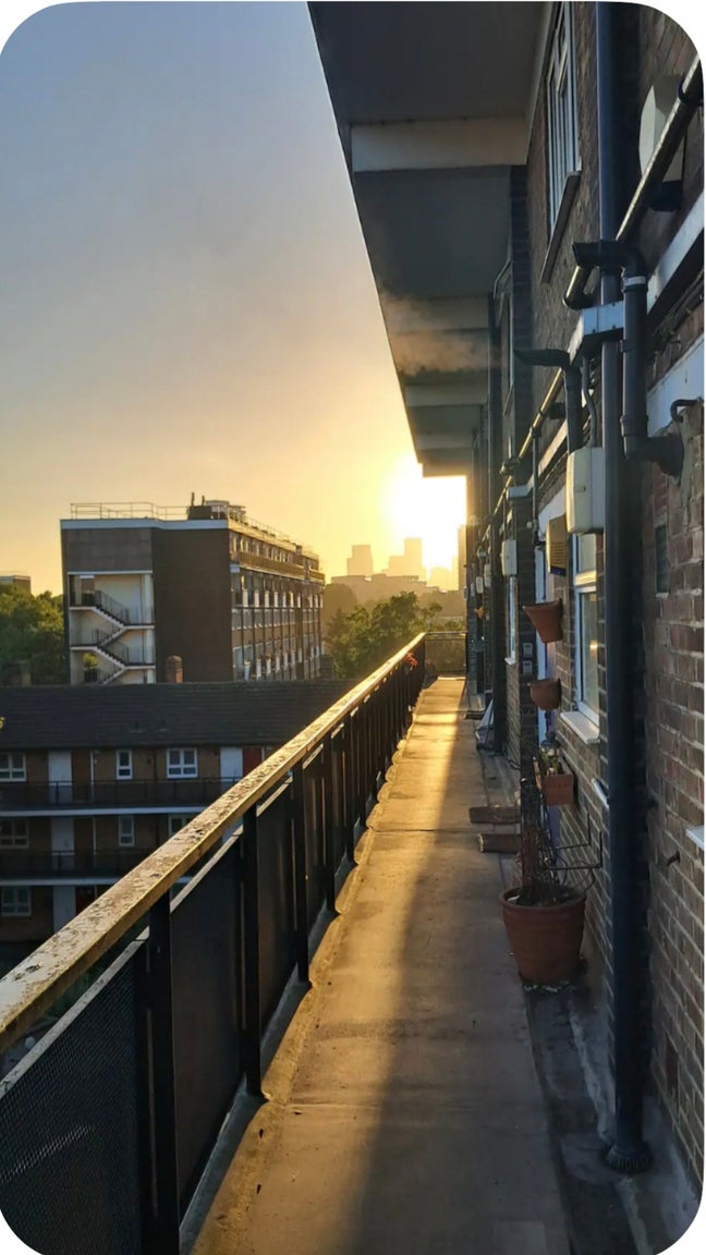 Double bed room in London Bridge.  Main Photo