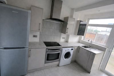 Rent Room  Main Photo