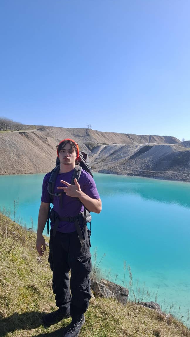 Software engineer looking for buddy up/ room share Main Photo