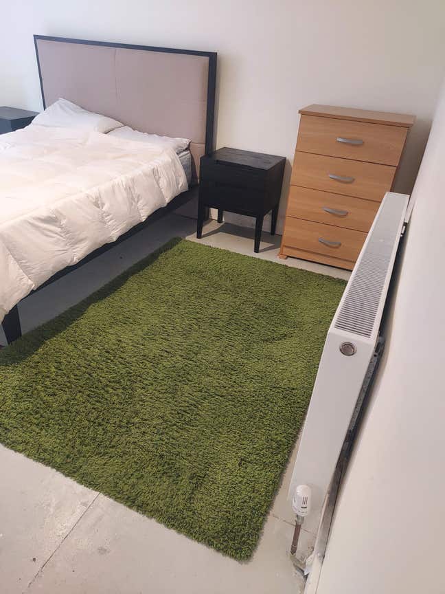 Large room  Main Photo