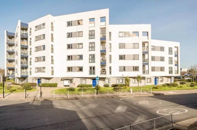 Double bedroom in 1 bed flat 2rent lower sydenham  Main Photo