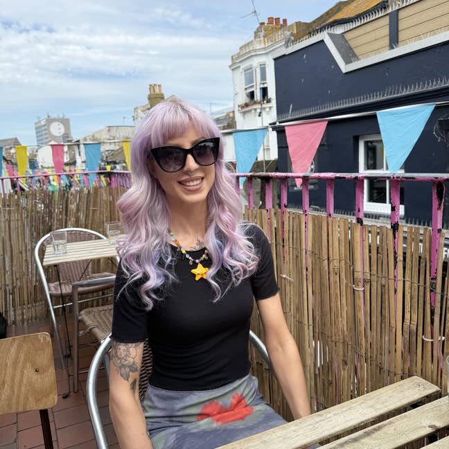 29 Year old professional female Main Photo