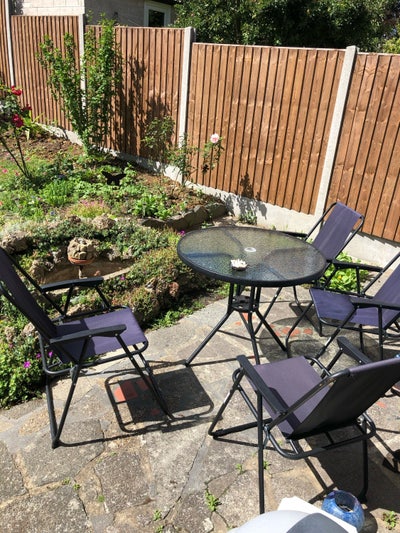 Large room in a quiet residential lewisham area  Main Photo