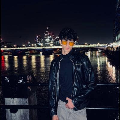 Student Male seeks a single or double room Main Photo