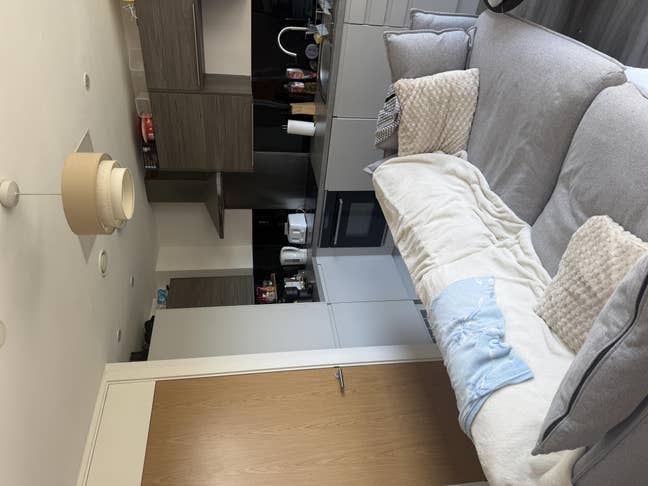 Top Floor City Centre Room Available ASAP Main Photo