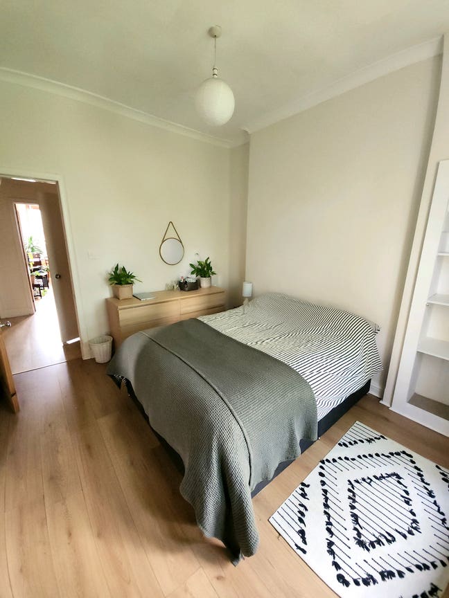 Room Available in 2 Bed Flat in Mount Florida Main Photo