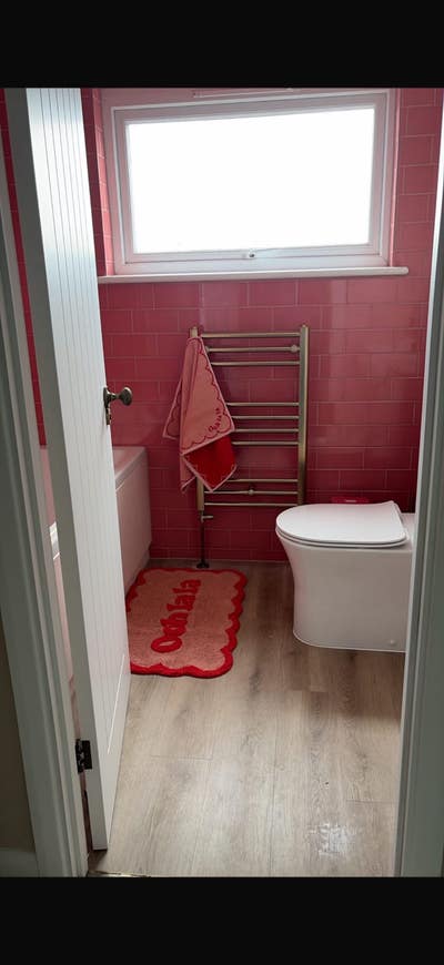 Newly Decorated Double Bedroom Main Photo