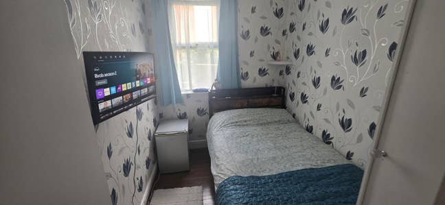 &pound;120 a week   Main Photo