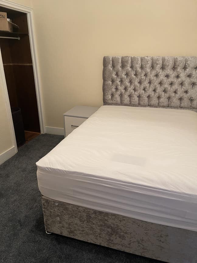 Double room to rent Main Photo