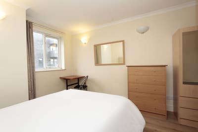 Master En-Suite Double Room in Stepney Green/E1 Main Photo