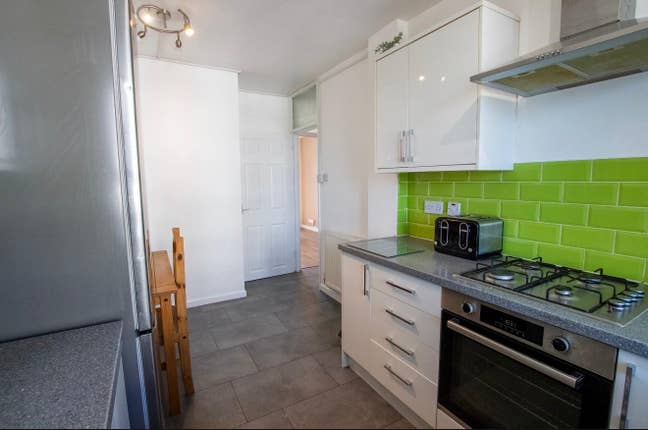 Double Room Spacious Duplex Flat  Main Photo