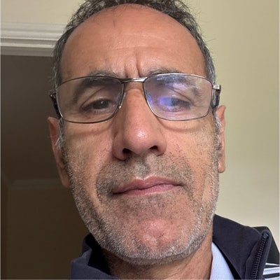 Professional Male seeks a double room Main Photo