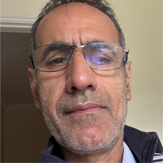 Professional Male seeks a double room Main Photo