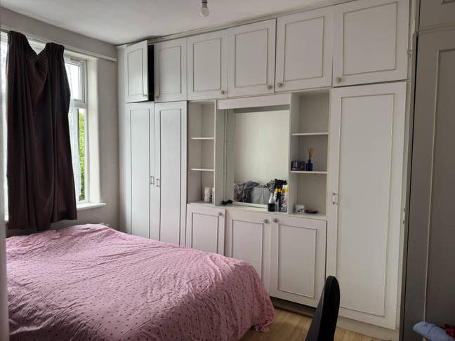 Very cleaned and ready to move in  Main Photo