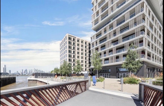 Luxury 2 bed penthouse Main Photo