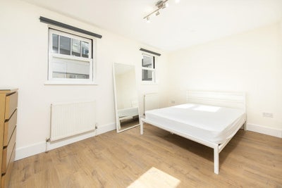 Double Room in Angel (6 months sublet) Main Photo