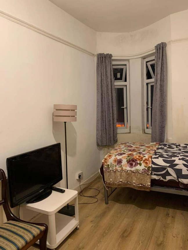 Spacious room to rent in Penge High Street, SE20 Main Photo