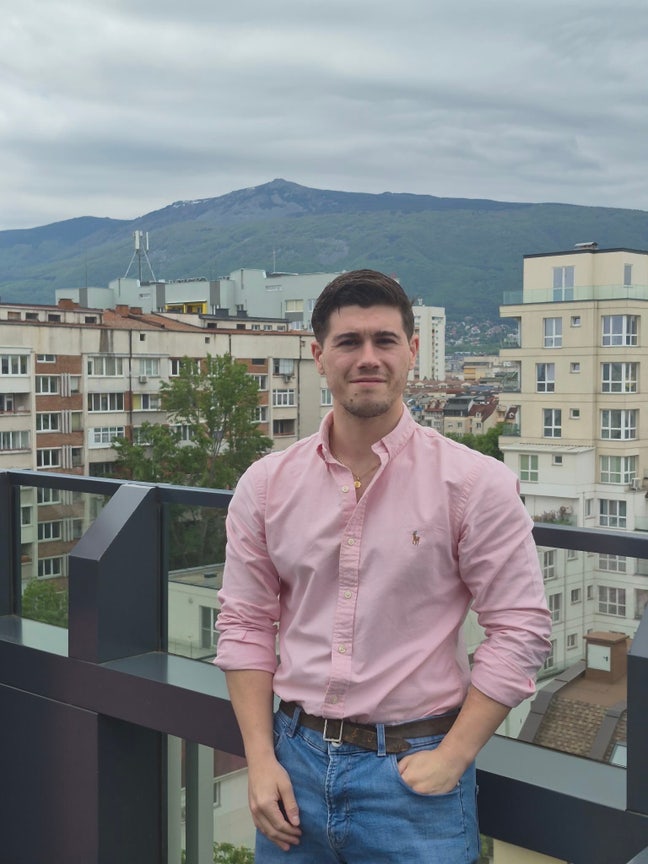 Young professional looking for a room in London. Main Photo