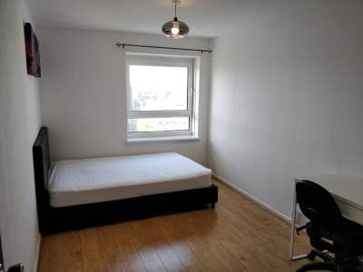 1 double bedroom in the city centre (G1 area) Main Photo