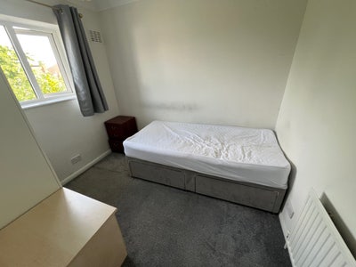 ❇️Single room all bill included WD25 area ❇️ Main Photo