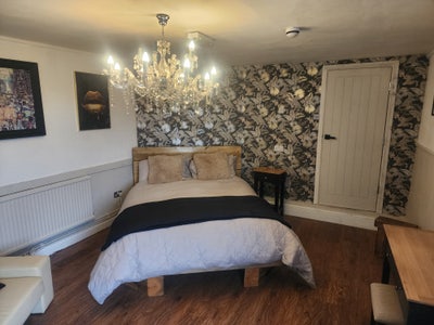 Amazing  new Accommodation   Main Photo