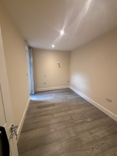 Furnished &pound;700 Double Room Tooting Broadway Main Photo