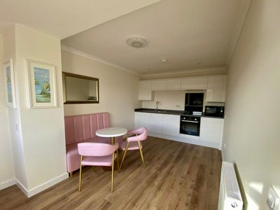 Private Studio to let Main Photo