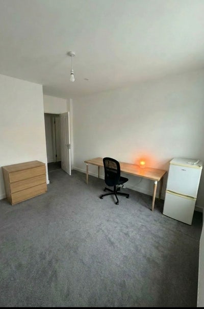 Double Room|Private Bathroom|Bermondsey Main Photo