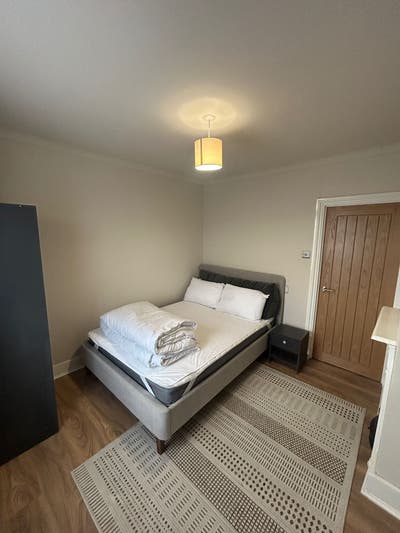 Modern Double Room (all bills inc) Main Photo