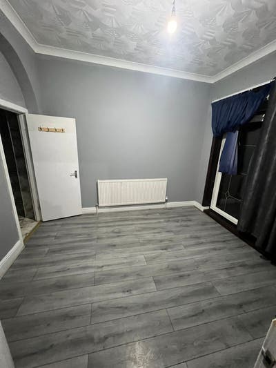 ✅️Stunning En-Suite Room 🏠 Ilford All Bills Inc Main Photo