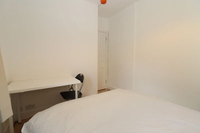 ⚡Stop Looking: The Best Room in W6 Is Right Here⚡ Main Photo
