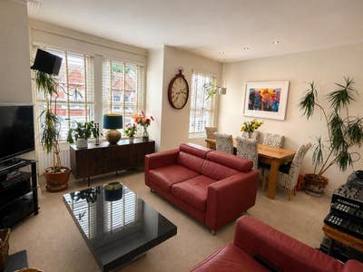 Friendly flatshare in gorgeous house Main Photo
