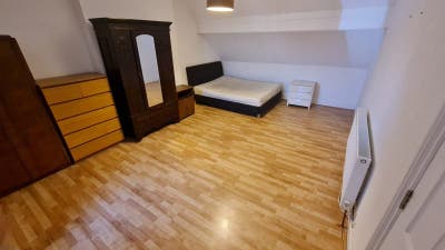 Rooms available in sociable Moseley houseshare Main Photo