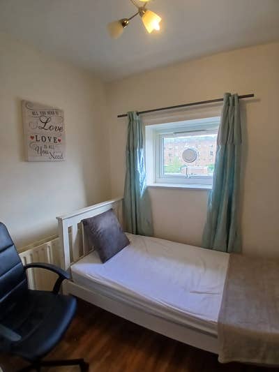Cheap Single Room in SW15 (92) Main Photo