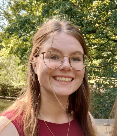 Professional looking for flatmate Main Photo