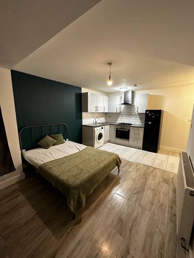 ✨ 🏡 Self-Contained Studio to Let in - Willesden  Main Photo