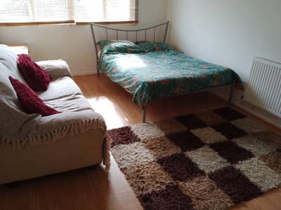 Large Double Room available Main Photo