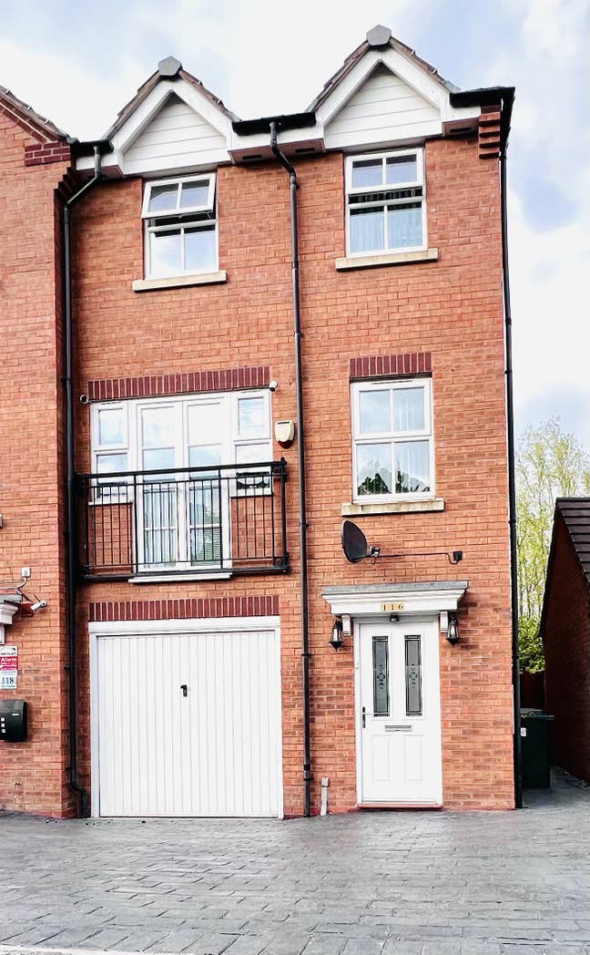 Shared Housing  Main Photo