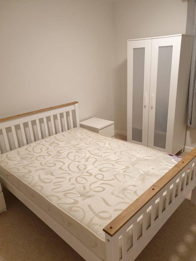 🏡 Fully Furnished Double Room (BS2) Main Photo