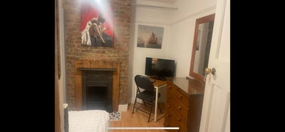 Ground Floor Double Room  Main Photo