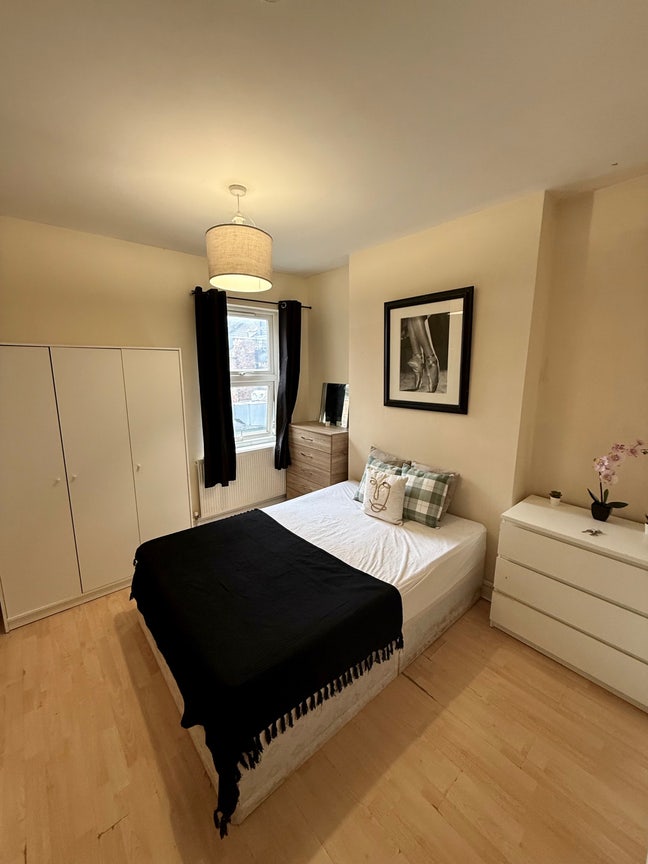 #Nice Double Room • Great Location Main Photo