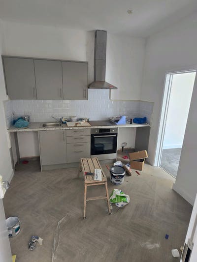 Newly Renovated 1 Bed Flat. Bills All Included Main Photo